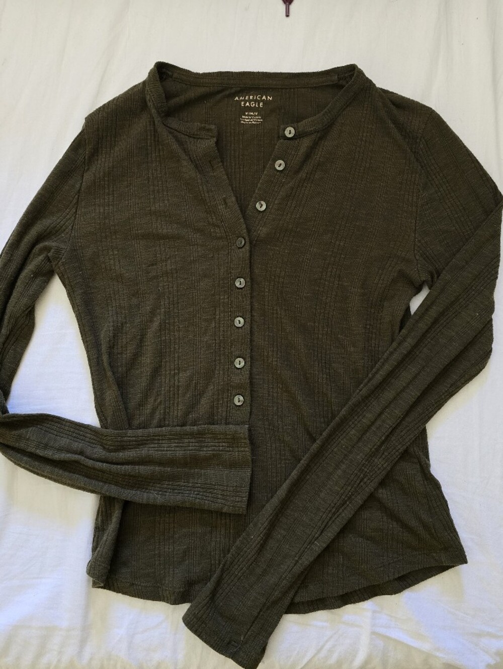 American Eagle Outfitters Olive Green Long Sleeve Henley Button-Up